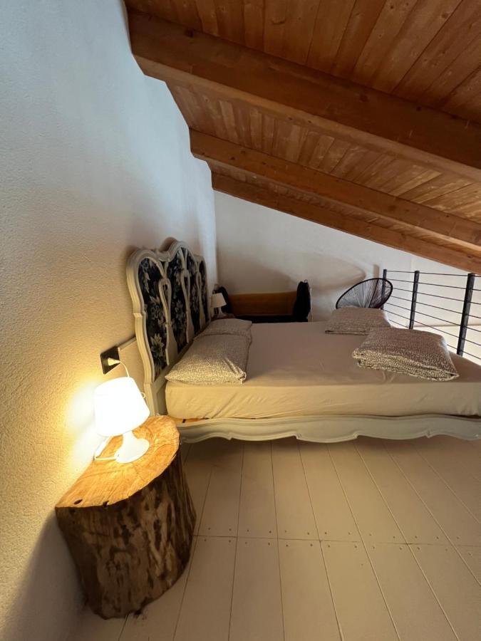 Il Baco Da Seta Villa Manta Eksteriør bilde